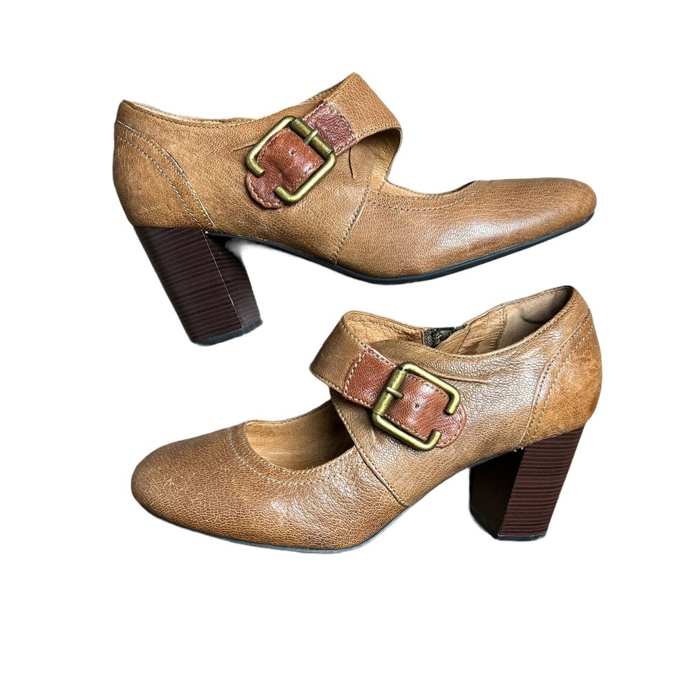 Clarks Indigo Brown Leather Women's Pumps Classic Buckle Strap Heels Size 6.5